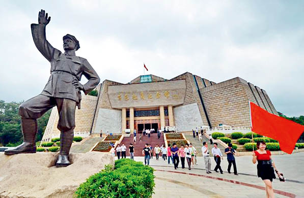 全國愛國主義教育示范基地、全國民族團結(jié)進步教育基地—百色起義紀念館.jpg